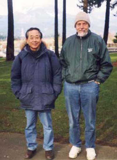 Hideo Kozima and John Dash in Portland, February 2001 (courtesy of Hideo Kozima).